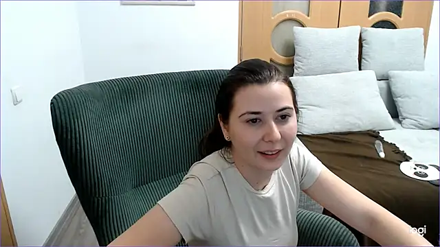 VioletaFlower7 webcam