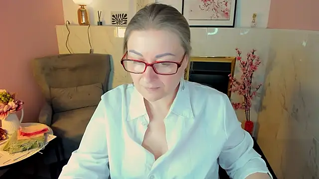 AlexandraKind webcam