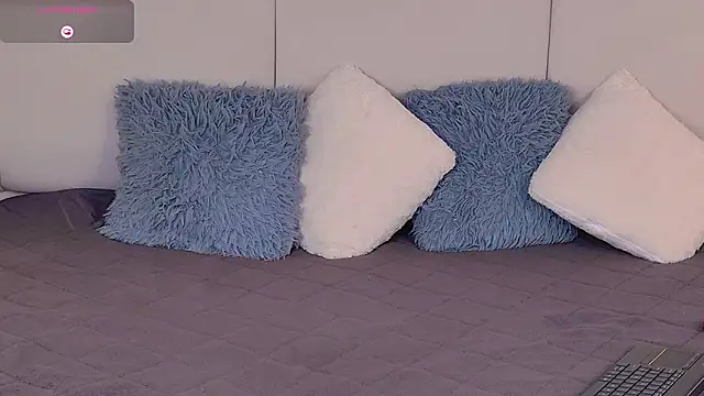 Niicolle_Miller webcam