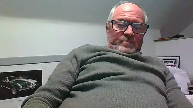 naughtygrandad1 (M grandpa) - LETS GET NAKED AND HAVE FUN