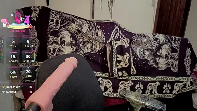 freyaa_sorcerees webcam