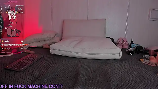 sasha_riverss webcam