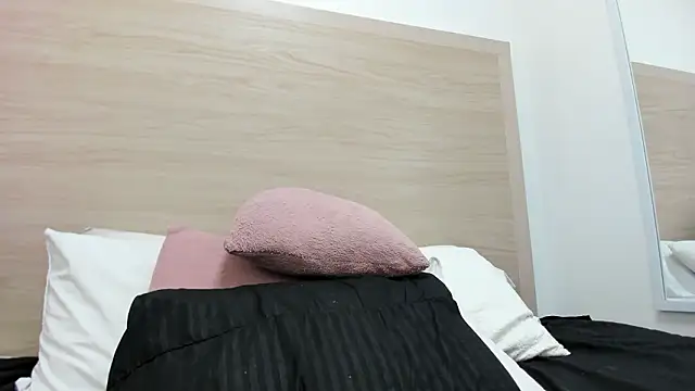 selenaflamemj webcam