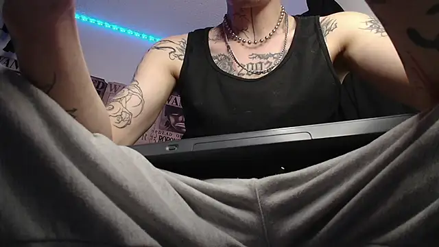 Anhony_Muscle webcam