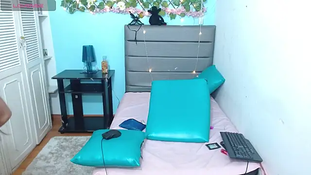 chloejonesrs707 webcam