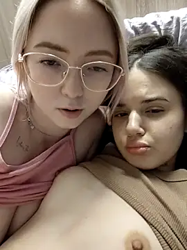 caressyourself webcam