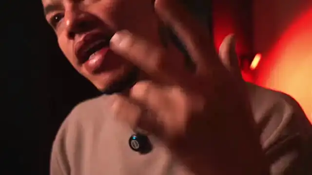 AlphaMasterXxx webcam