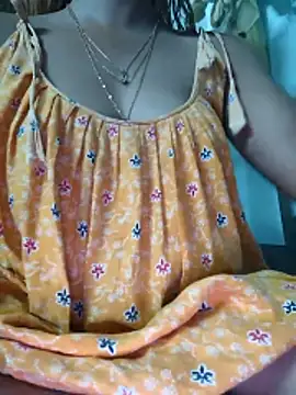 Webcam Model (YourFulki)  is live.Free join now!