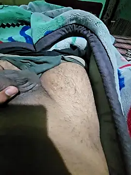 itsbull88 (M young) - Cum in public