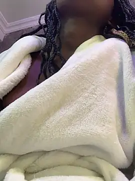 KarinaFlowers_ webcam