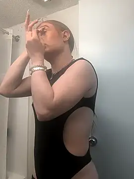 ImCarolinaCutiexxx webcam