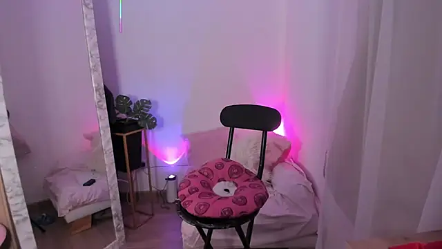 marianneloveee webcam