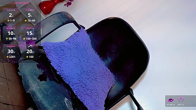 emelly_horny_ webcam