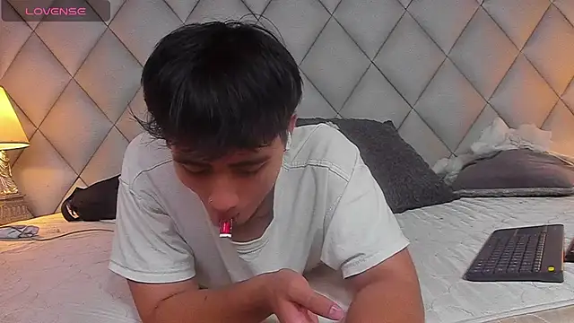 Clement_Reyes webcam