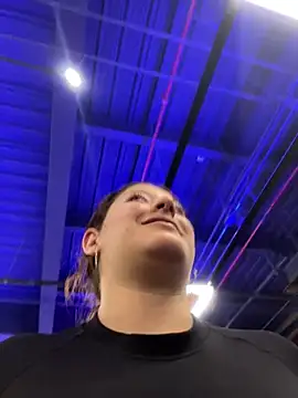 lizzy_luminair webcam