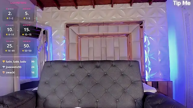 nicole_cooper__ webcam