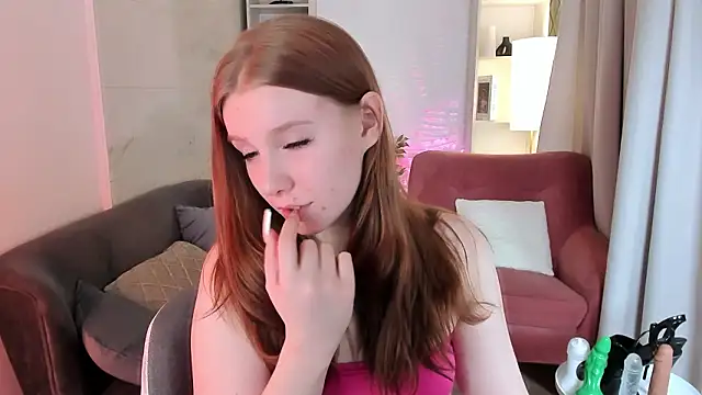 layla_glam - Layla_Glam's free webcam - UK Sex Cams