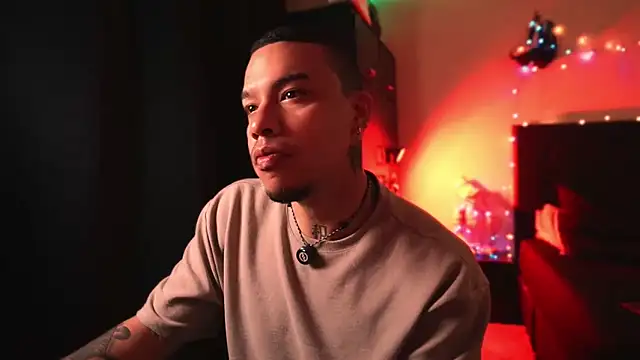 AlphaMasterXxx webcam