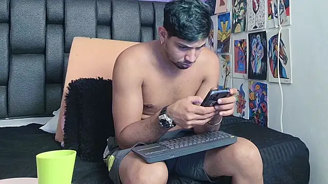 ashtoncooperr webcam