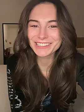 SophiiaStarr from StripChat is Freechat