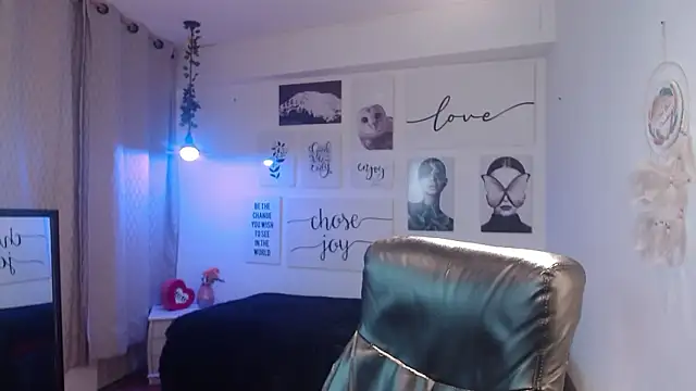 AmethystShadow17 webcam