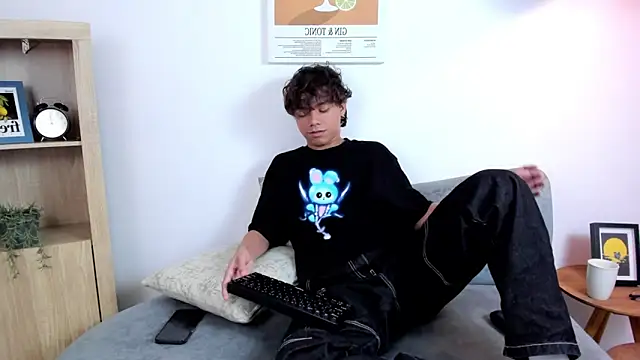 Honeymoon_sariel webcam