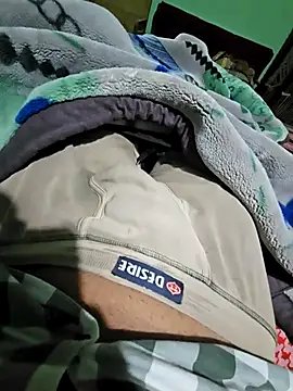 itsbull88 (M young) - Cum in public