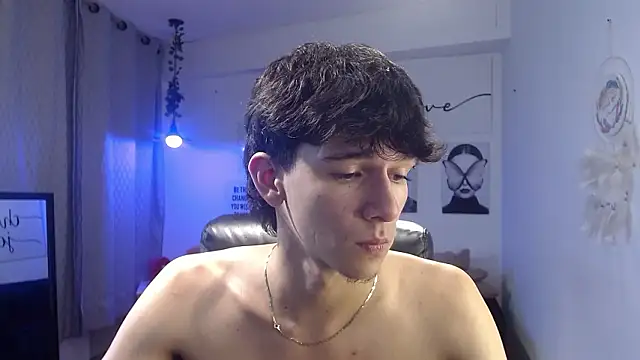 AmethystShadow17 webcam