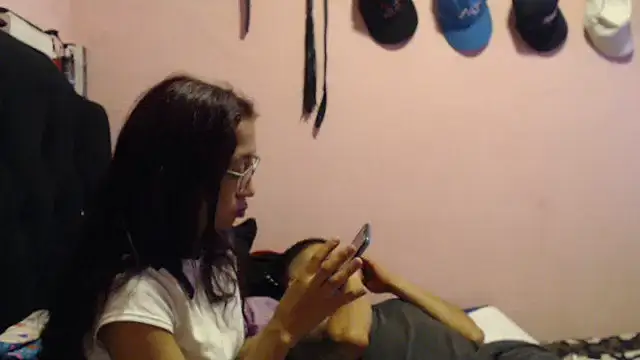 Violet_And_Smith webcam