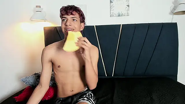 maicol_cum23 - Maicol_cum23's free webcam - UK Sex Cams