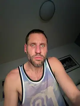 fckbboy - FckbbOy's free webcam - UK Sex Cams