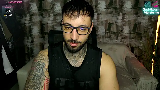 MasculineGuy99 webcam