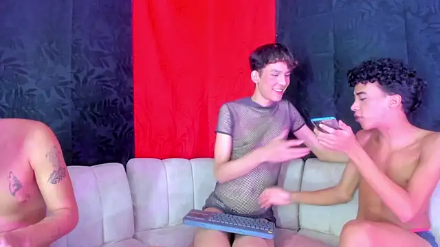 Pleasure_boys_hot webcam