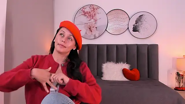 SaharaGarcia__ webcam