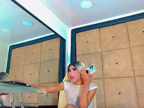 Dayanaqueensx webcam