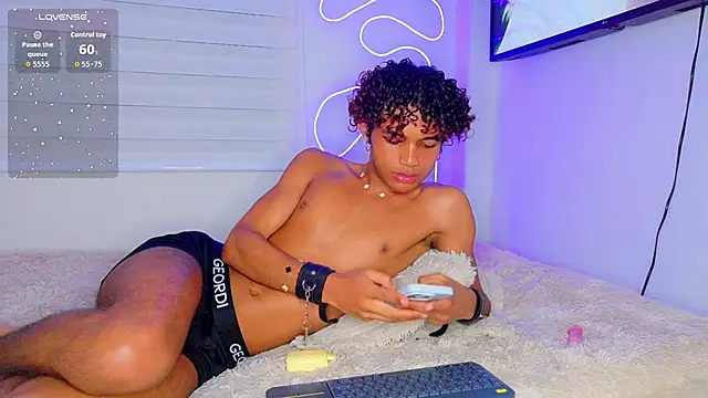 Aaron_Wiinter webcam