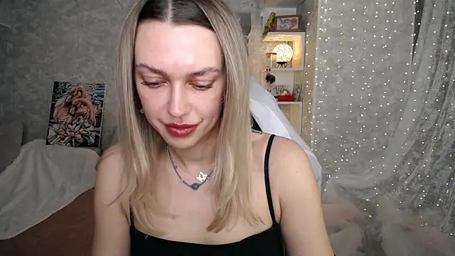 nickyadamidi (F young) - Gentleman's greeting❤️