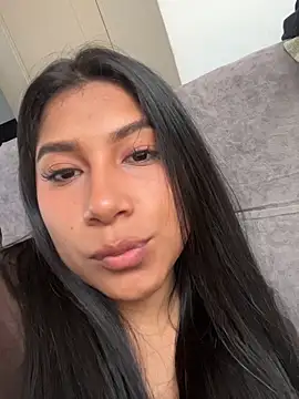 LinnaGardenia webcam