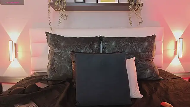 daniela_sps - Daniela_sps's free webcam - UK Sex Cams