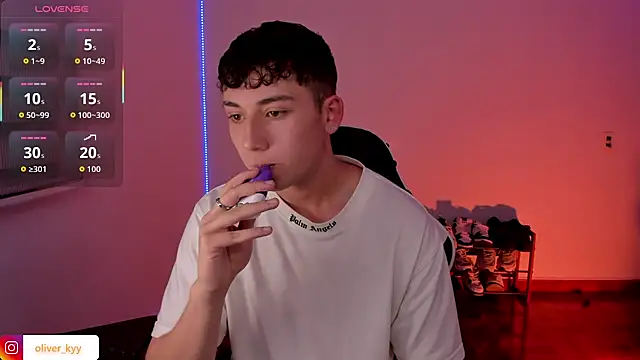 oliver_kyy webcam