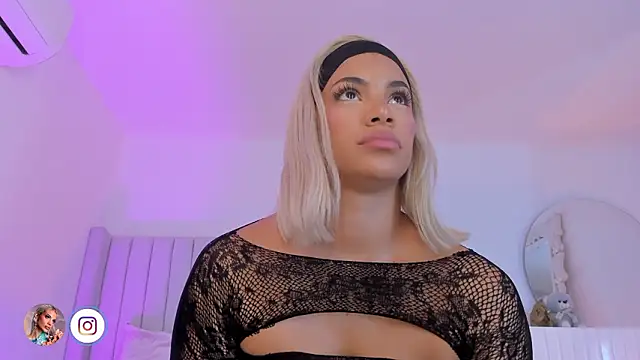 Shelynna_azzul webcam