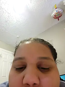 chocolate_bella webcam