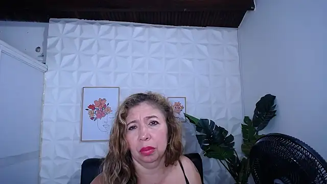 Valentinaa_mature webcam