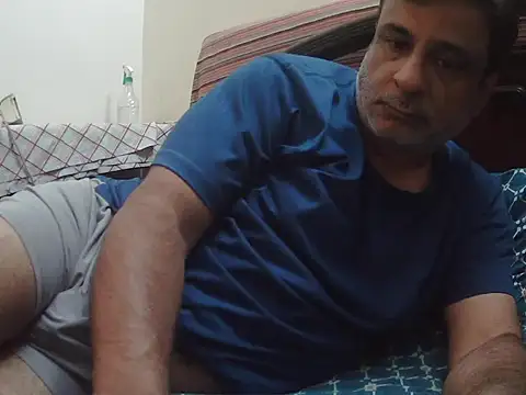 desipapaxxx (Ask my age) - CUM SHOW 💦💦 SHAMELESS DADDY 💦