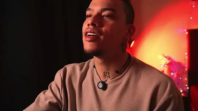 AlphaMasterXxx webcam