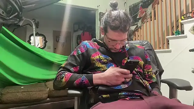 MasterDaddyCool webcam