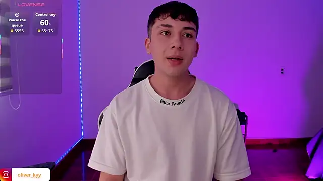 oliver_kyy webcam
