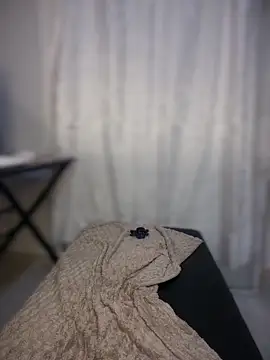 Natural_BIGASS_Nina webcam