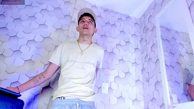 Tayler_Hot_Boy webcam