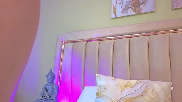 Esmeralda_Candy webcam